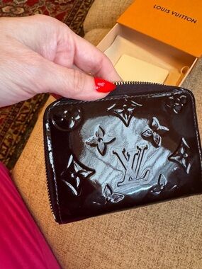 Louis Vuitton Patent Vernis Monogram Compact Zippy  Wallet in Amarante